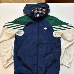 Adidas skateboarding Men's Navy, Green & White Windbreaker Jacket size M